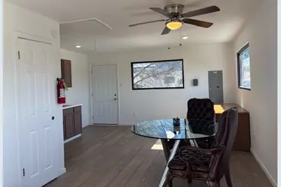 621 W Main Street, Mesquite, TX 75149 - Photo 5