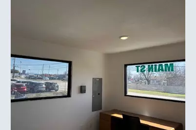 621 W Main Street, Mesquite, TX 75149 - Photo 7