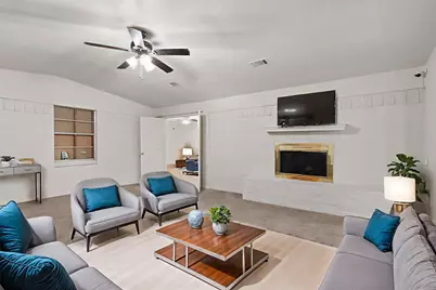 1304 Bradley Court, Cleburne, TX 76033 - Photo 11