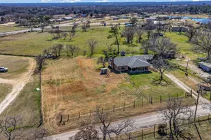 4404 County Rd 805B, Cleburne, TX 76031 - Photo 35