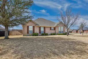 188 Aster Dr, Sanger, TX 76266 - Photo 3