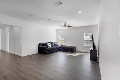 115 Labein Avenue, Greenville, TX 75402 - Photo 9