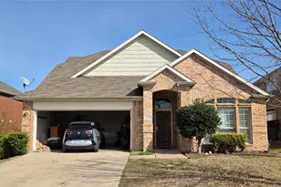 1724 Hidden Brook Dr, Grand Prairie, TX 75050 - Photo 1