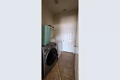 1724 Hidden Brook Drive, Grand Prairie, TX 75050 - Photo 5