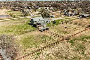 309 Sanders Rd, Denton, TX 76210 - Photo 3