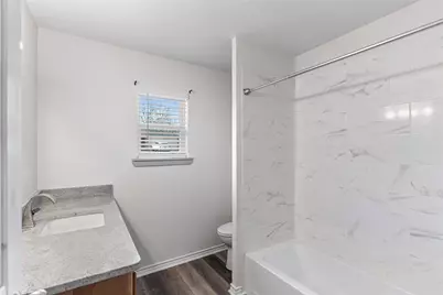 1204 Elmwood Street, Gainesville, TX 76240 - Photo 21