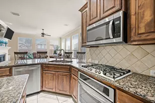 12304 Langley Hill Dr, Fort Worth, TX 76244 - Photo 13