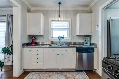 2824 Lee Street, Dallas, TX 75206 - Photo 11