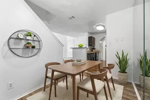 2301 Balsam Dr, Arlington, TX 76006 - Photo 9