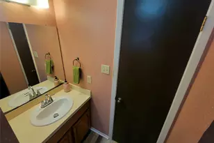 603 W 12th St, Clarksville, TX 75426 - Photo 29