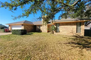 603 W 12th St, Clarksville, TX 75426 - Photo 37