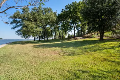 195 Highview, Streetman, TX 75859 - Photo 33