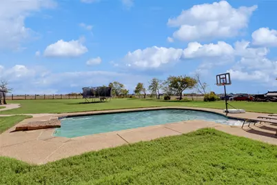 1399 E Highland Road, Waxahachie, TX 75167 - Photo 33