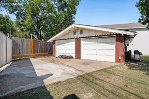 2548 Wood Valley Pl, Dallas, TX 75211 - Photo 39