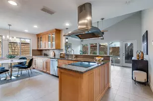 6111 Black Berry Ln, Dallas, TX 75248 - Photo 9