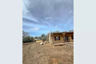 1007 Private Road 2002, Giddings, TX 78659 - Photo 13