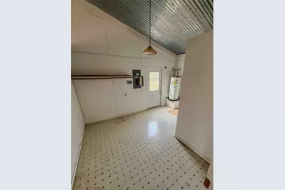1007 Private Road 2002, Giddings, TX 78659 - Photo 19