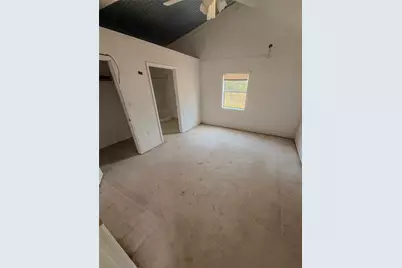 1007 Private Road 2002, Giddings, TX 78659 - Photo 7