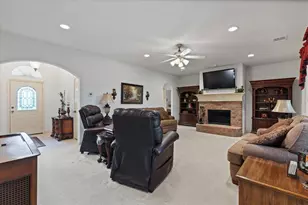 125 Deer Stream Ct, Azle, TX 76020 - Photo 5