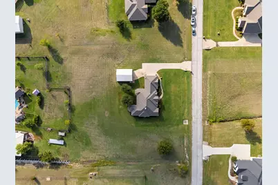 125 Deer Stream Court, Azle, TX 76020 - Photo 37