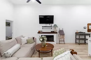 3817 Spencer St, Greenville, TX 75401 - Photo 7