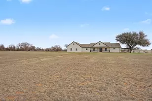 192 Riverside Dr, Decatur, TX 76234 - Photo 1