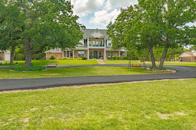 1218 Meander Road, Granbury, TX 76049 - Photo 3