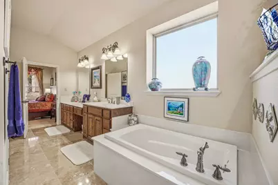 1218 Meander Road, Granbury, TX 76049 - Photo 15