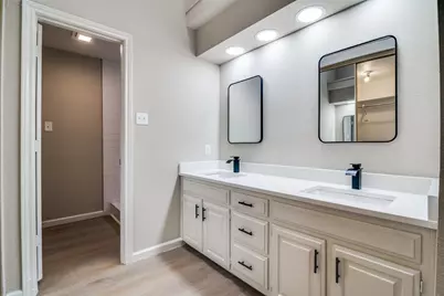 5529 Village Green Drive, Mesquite, TX 75150 - Photo 13