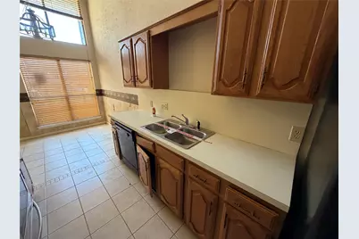 2204 W Park Boulevard #3201, Plano, TX 75075 - Photo 13