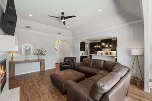 101 Lighthouse Ln, Mabank, TX 75143 - Photo 5