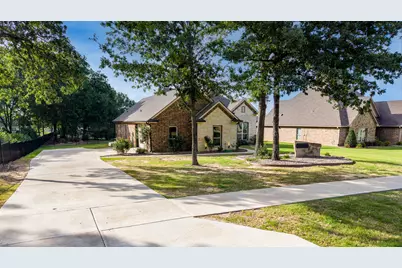 101 Lighthouse Lane, Mabank, TX 75143 - Photo 3