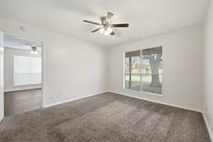 2728 Westchester Dr, Arlington, TX 76015 - Photo 11