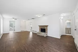 2728 Westchester Dr, Arlington, TX 76015 - Photo 19