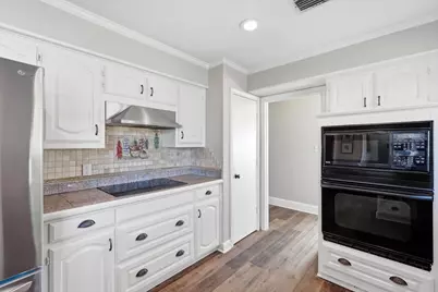 810 Waite Drive, Lewisville, TX 75077 - Photo 15