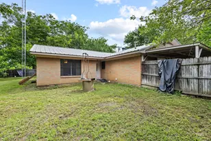 201 S Caney St, Dodd City, TX 75438 - Photo 29