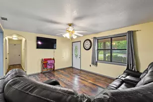 201 S Caney St, Dodd City, TX 75438 - Photo 5