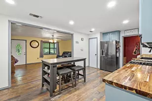 201 S Caney St, Dodd City, TX 75438 - Photo 9