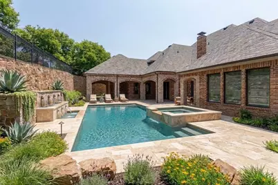 1116 Excalibur Boulevard, Lewisville, TX 75056 - Photo 39