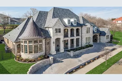 1116 Excalibur Boulevard, Lewisville, TX 75056 - Photo 1
