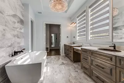 1116 Excalibur Boulevard, Lewisville, TX 75056 - Photo 13