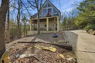 102 Hacienda Drive, Pottsboro, TX 75076 - Photo 1