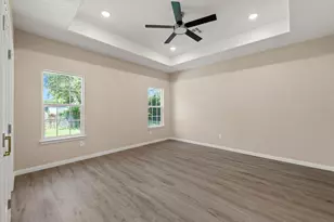 211 Lopez St, Bellmead, TX 76705 - Photo 9