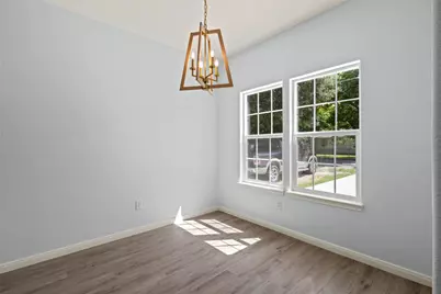 211 Lopez Street, Bellmead, TX 76705 - Photo 7