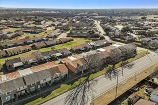 74 E Mountain Creek Ct, Grand Prairie, TX 75052 - Photo 27