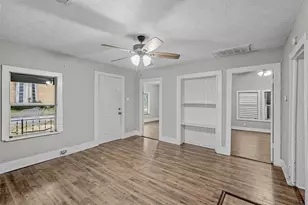 906 E Houston St, Sherman, TX 75092 - Photo 13