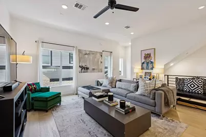 1507 N Garrett Avenue #202, Dallas, TX 75206 - Photo 1