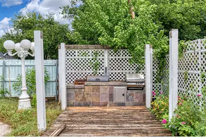 113 E Avenue C, Waxahachie, TX 75165 - Photo 33