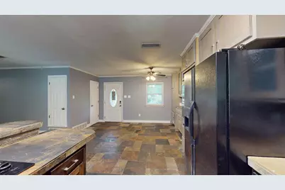 113 E Avenue C, Waxahachie, TX 75165 - Photo 9