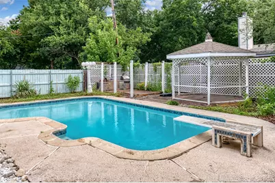 113 E Avenue C, Waxahachie, TX 75165 - Photo 35